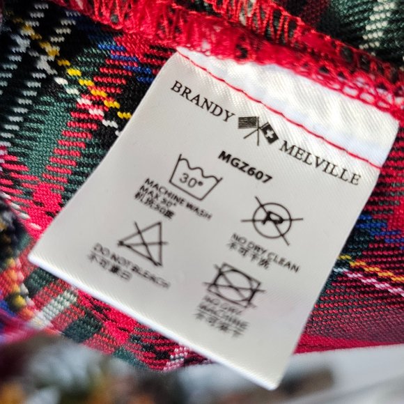 🏷️NWT Brandy Melville Dana High Waist Skirt In Red Plaid - One Size (SOLD OUT) - Picture 10 of 15